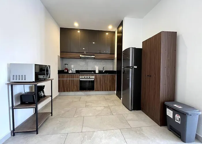 Fast Wifi/5 Min Beach/private Parking Apartment
