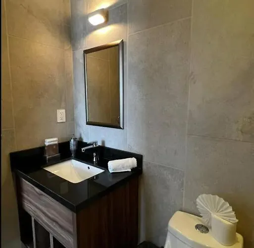Apartment Fast Wifi/5 Min Beach/private Parking *